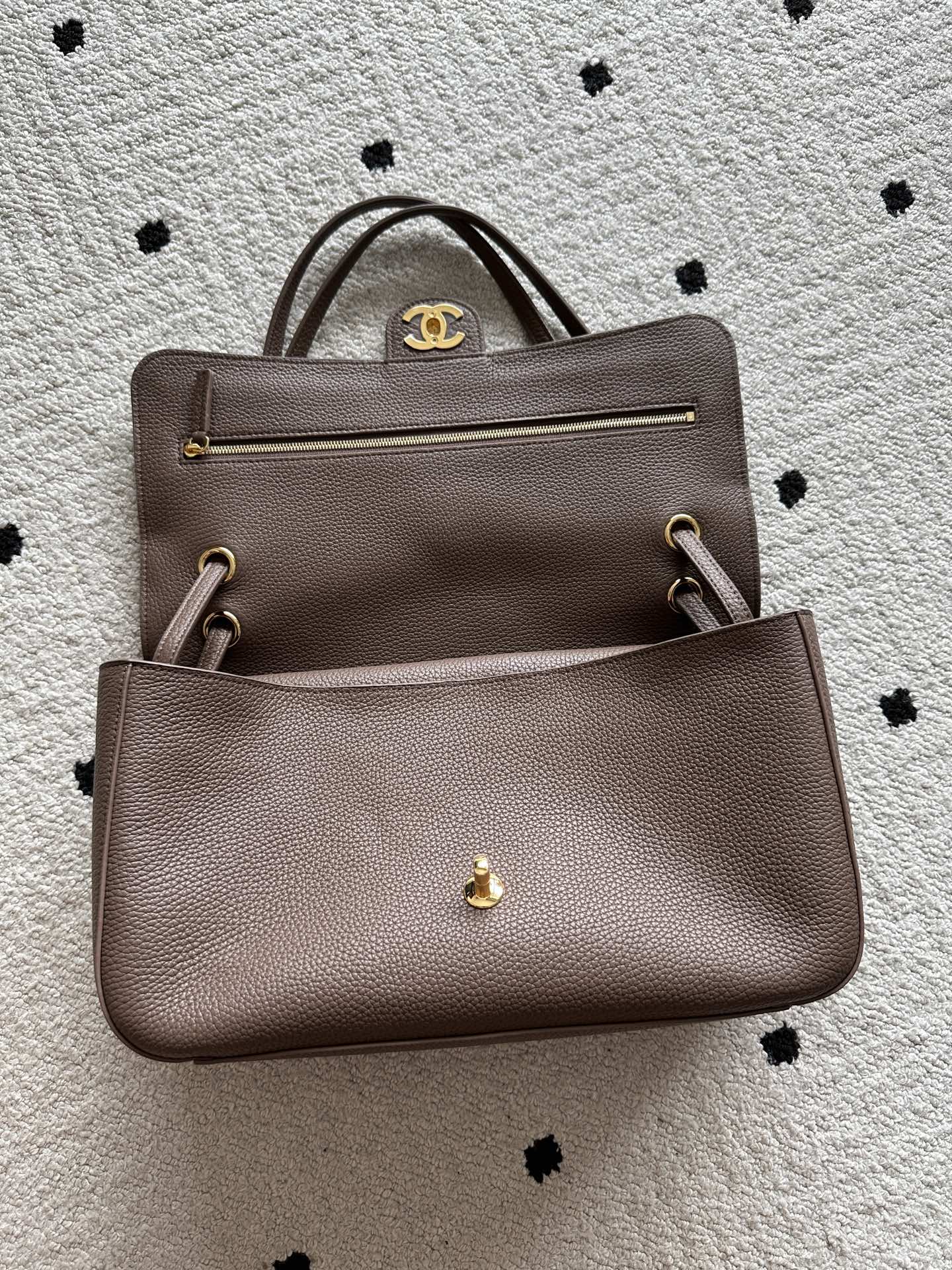 CC 26s Maxi Flap Bag 32cm Coffee Calfskin GHW