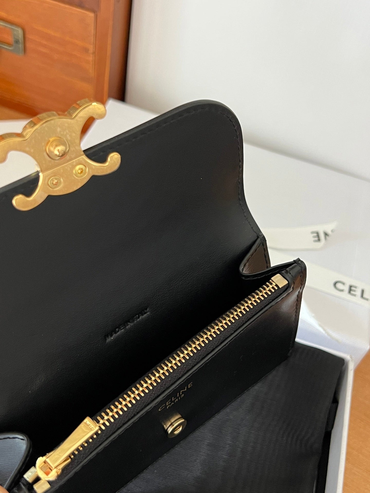 TRIOMPHE 10 Flap Wallet Card Holder 13cm Black Shiny Cafskin