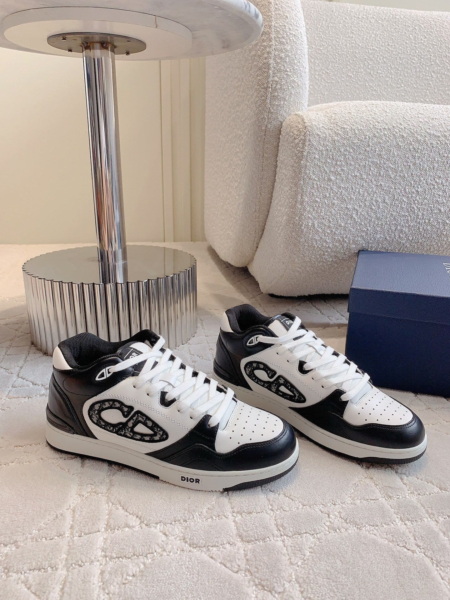 CD B57 Mid-Top Sneaker White Mix Black Calfskin And Oblique Jacquard