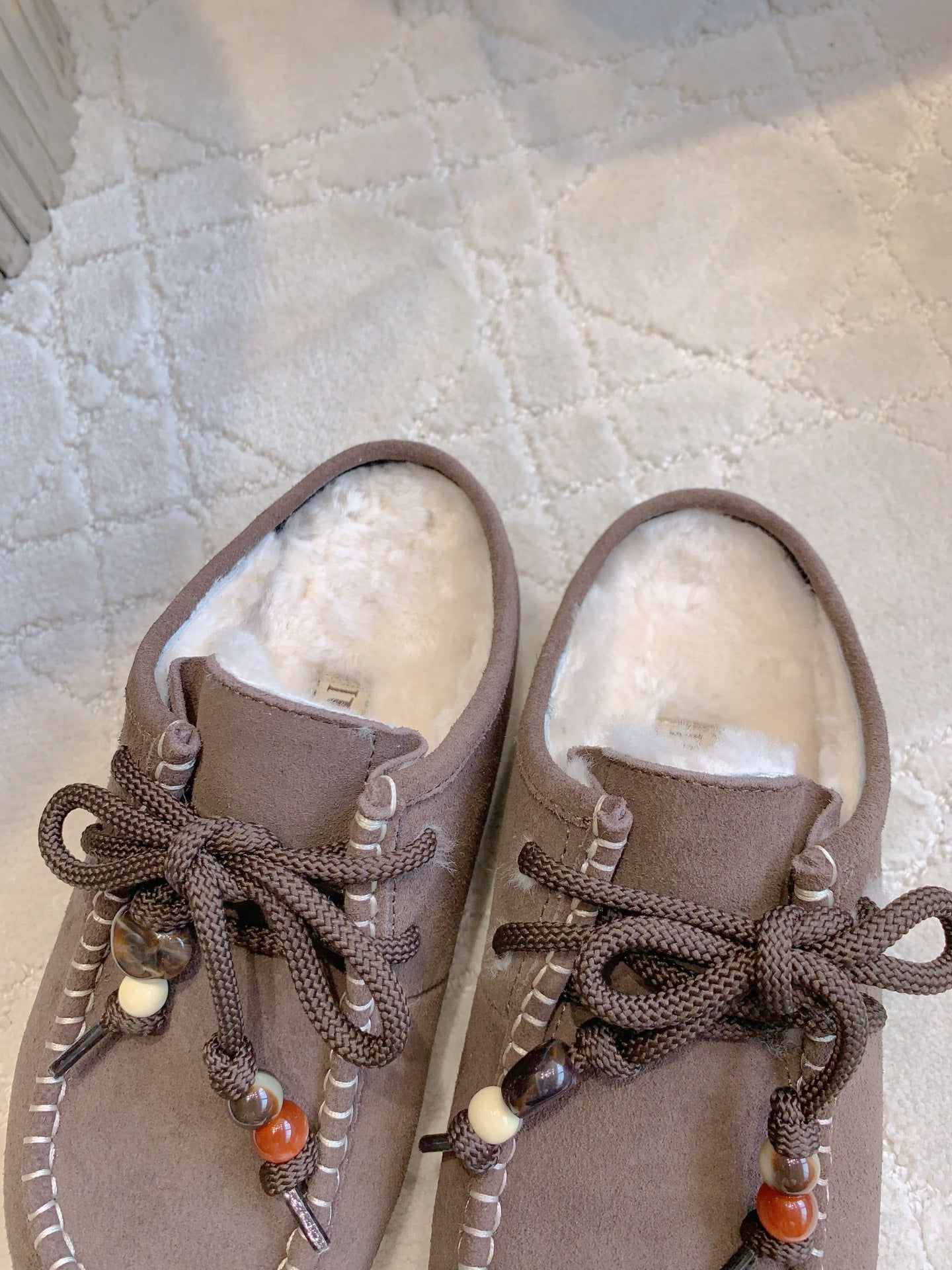 UGG Yupoo Loafers Burgundy Wool Suede 516907
