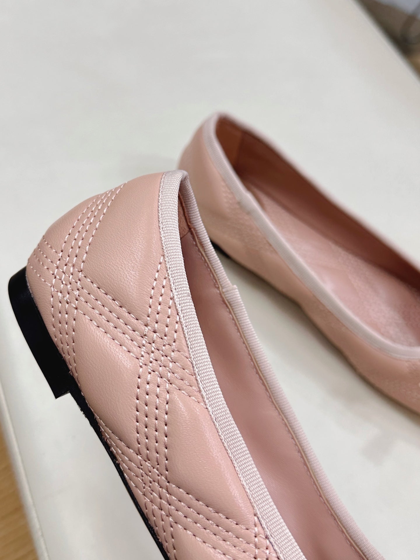 Valentino Classic Ballet Flats 25s In Nude Pink Calfskin With Bow