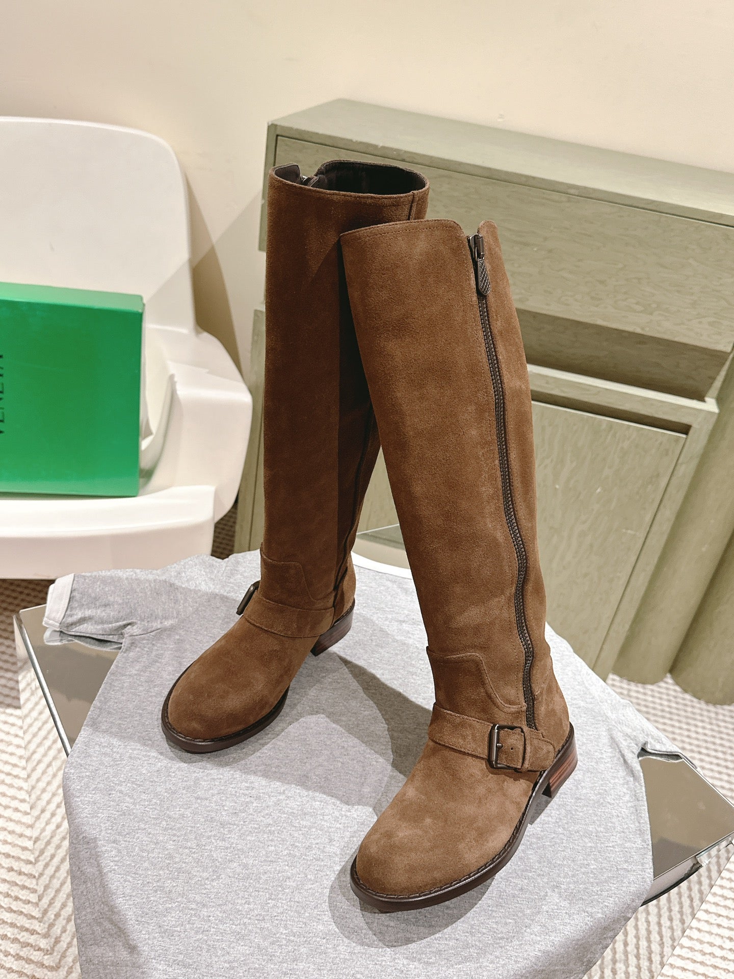 BV Long Boots 30mm Brown Suede 446177