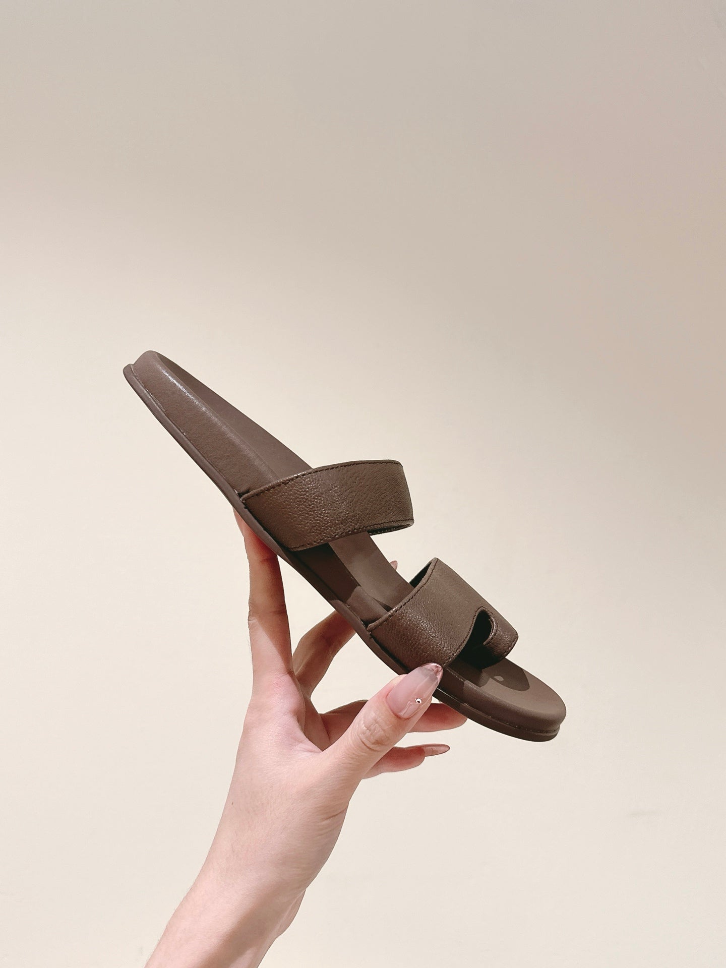 The Row Hugh Slides Brown Cowhide Rubber 451283