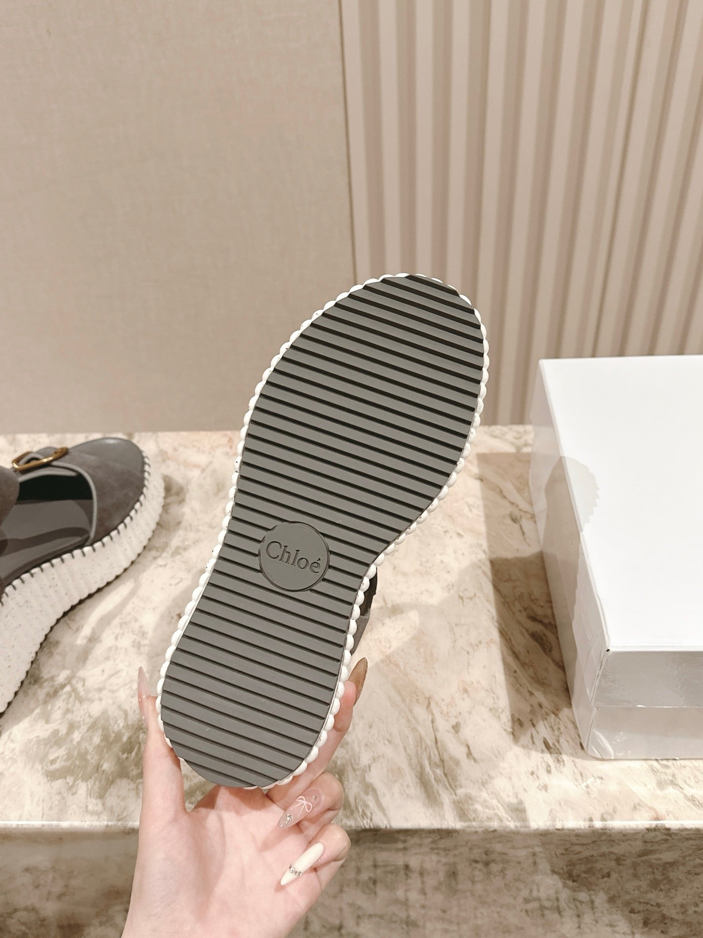Chloé 26S High-Heeled Sandals in Grey Lambskin and Suede