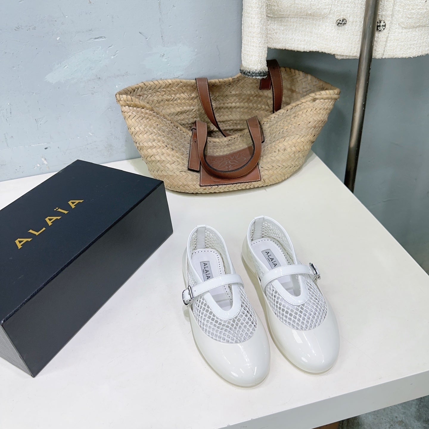Alaia Ballet Flats White Mesh Patent Leather 674314