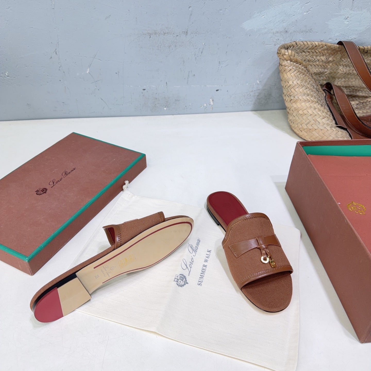 LP Summer Charms Flat Sandal Brown Leather Canvas 742538