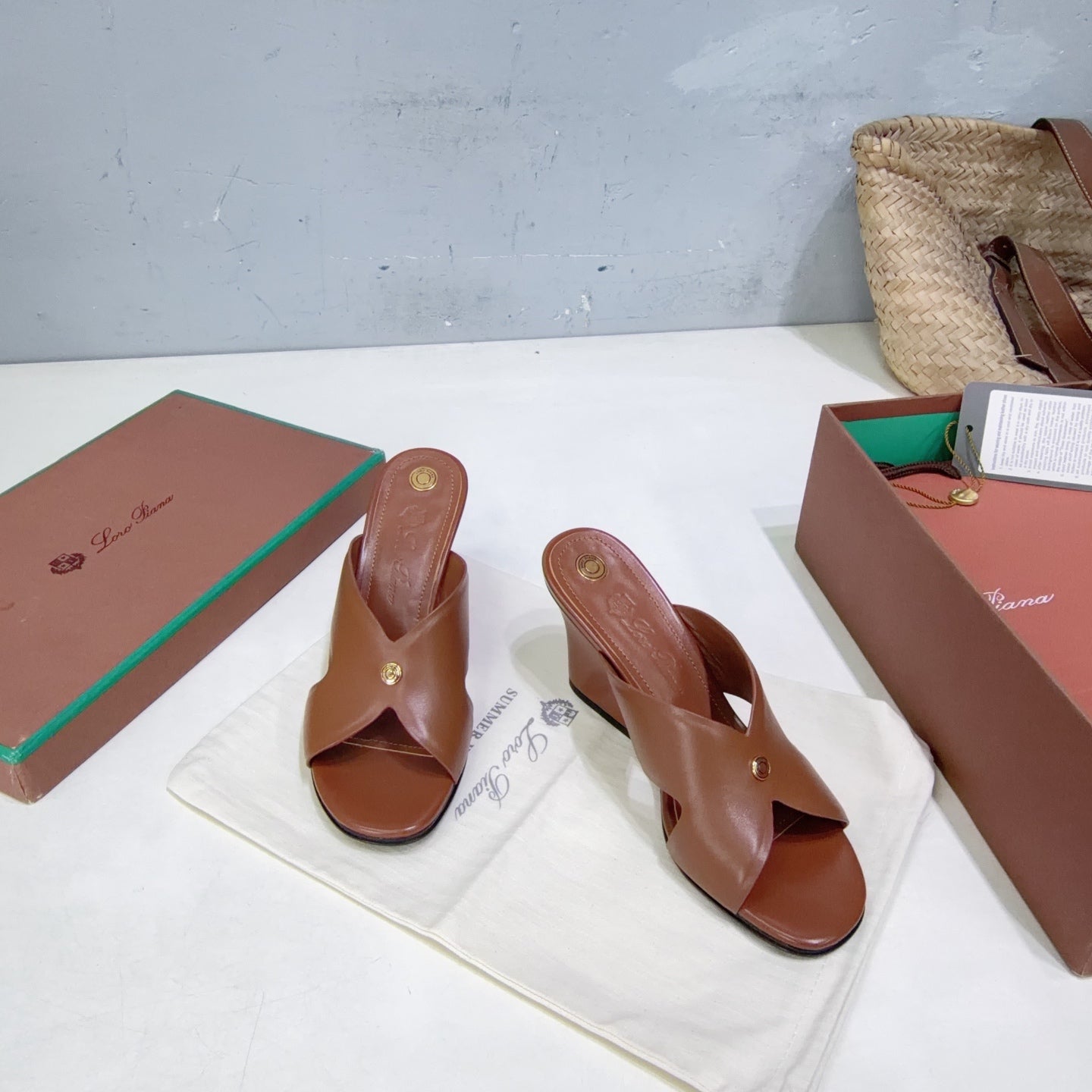 LP Vera Heeled Sandal Brown Sheepskin 742545