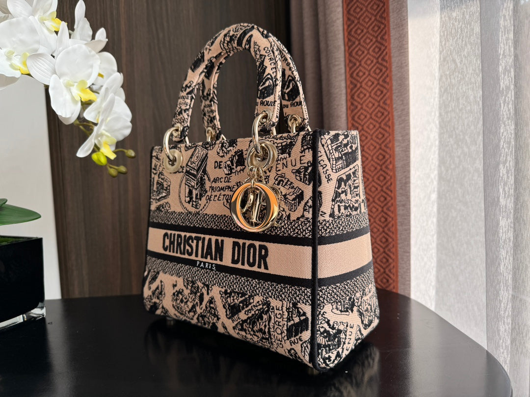 medium lady 24 black pink embroidery canvas