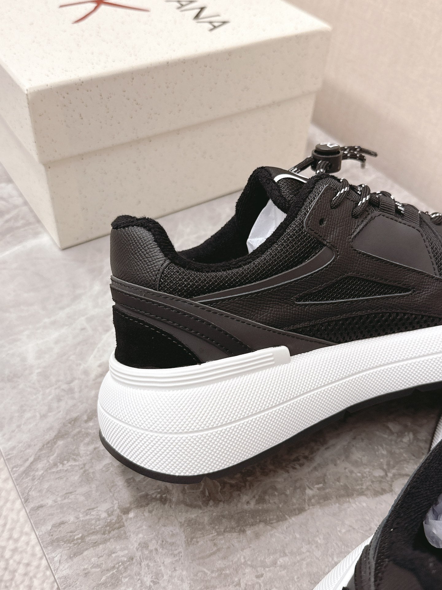 DC Chunky Sneakers Black Cowhide & Mesh Lining 339130
