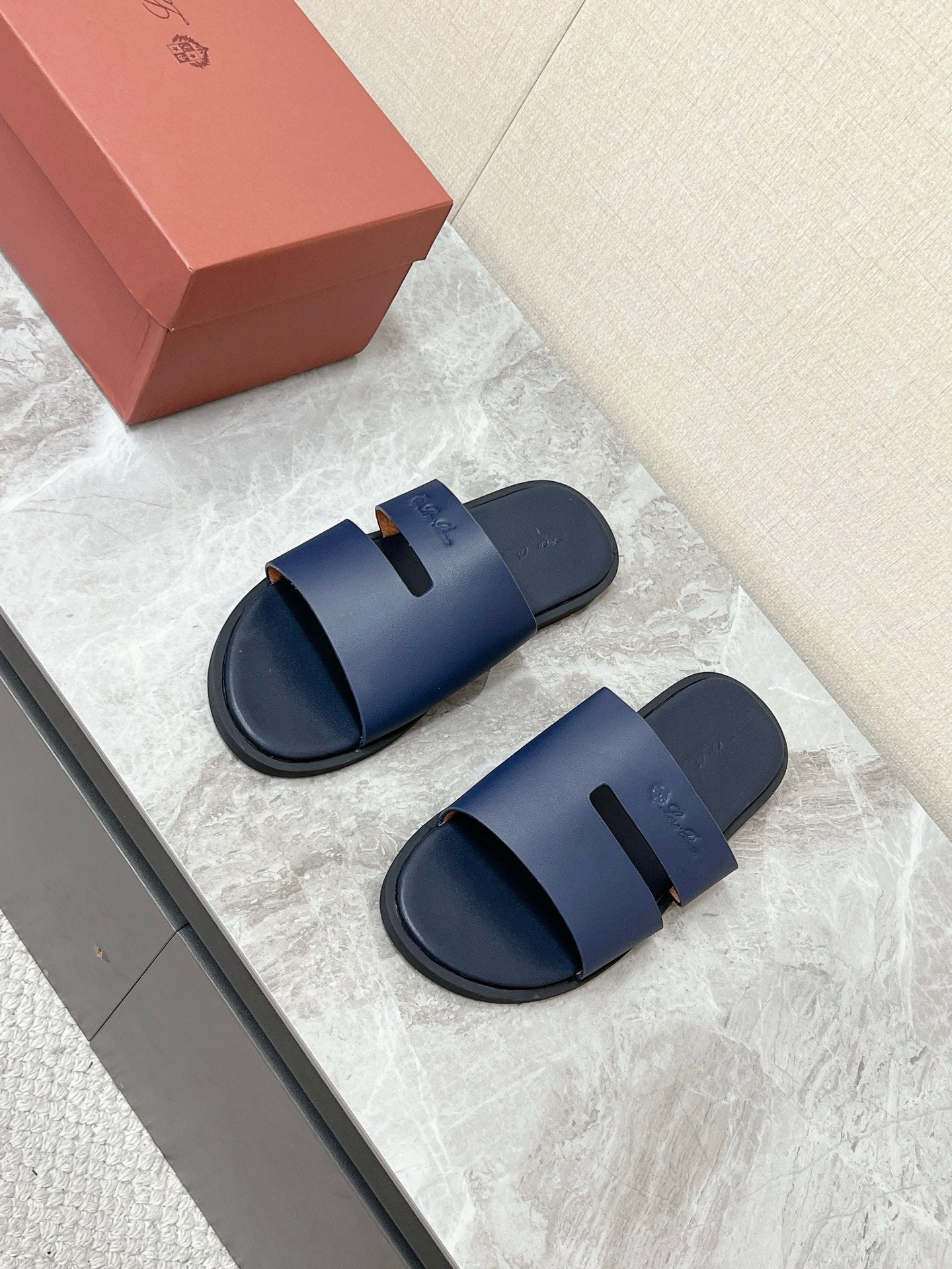 LP 26s Men’s Classic H-Cut Slides In Navy Blue Calfskin