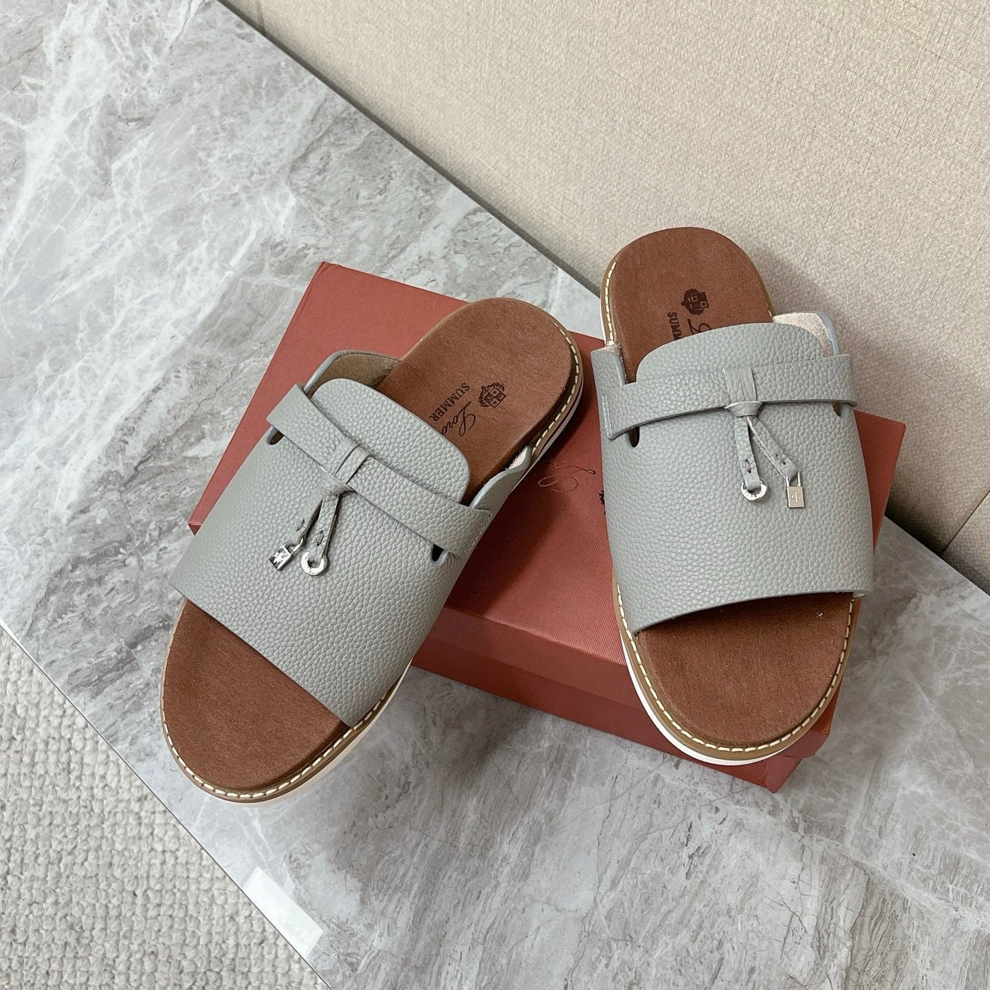 LP 26s Men’s Lock Charm Slides In Grey Calfskin Silver Hardware