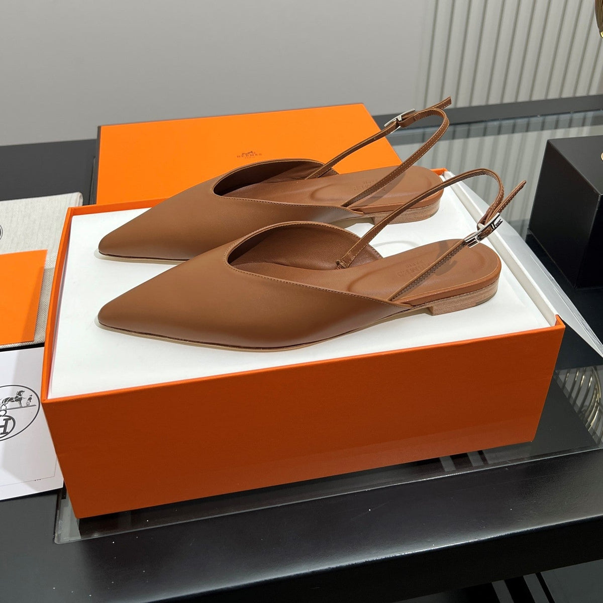 HM 26s Nicoletta Flats 1cm Tan Leather 149118