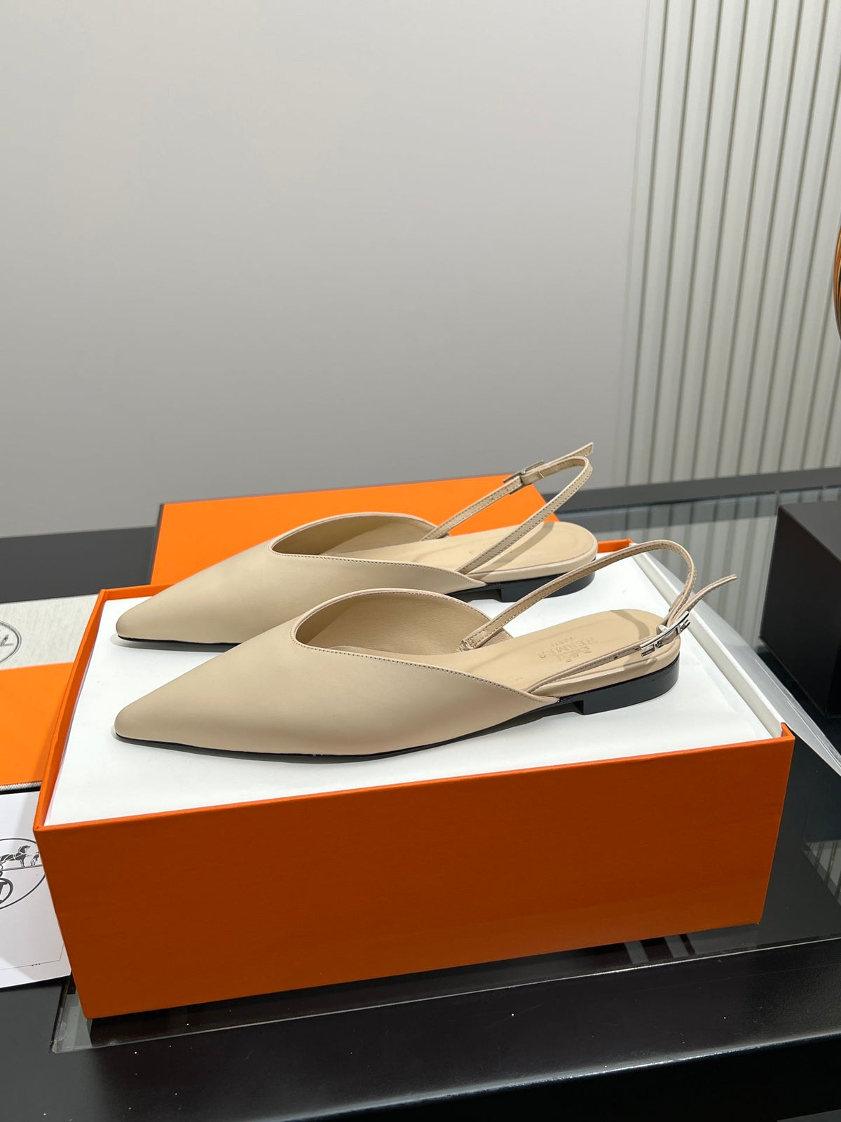 HM 26s Nicoletta Flats 1cm Beige Leather 149120