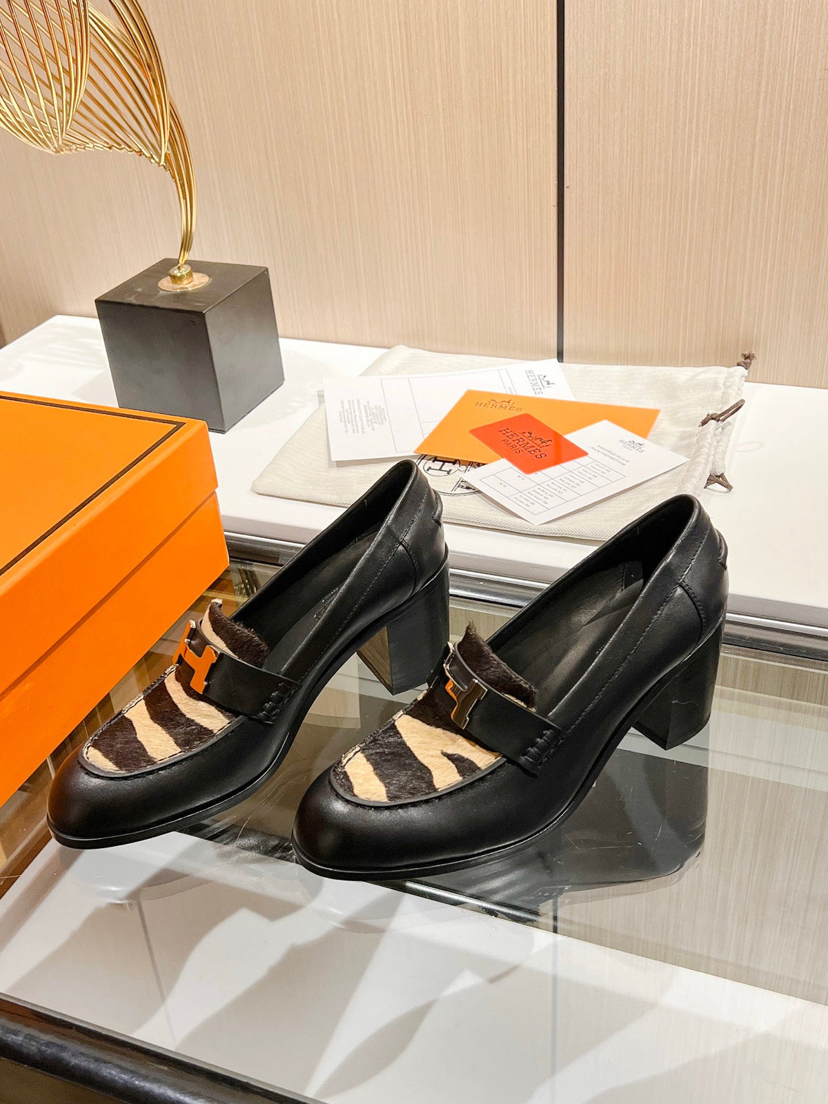 HM 26s Dauphine Loafers 7cm Black Pony Hair 149085