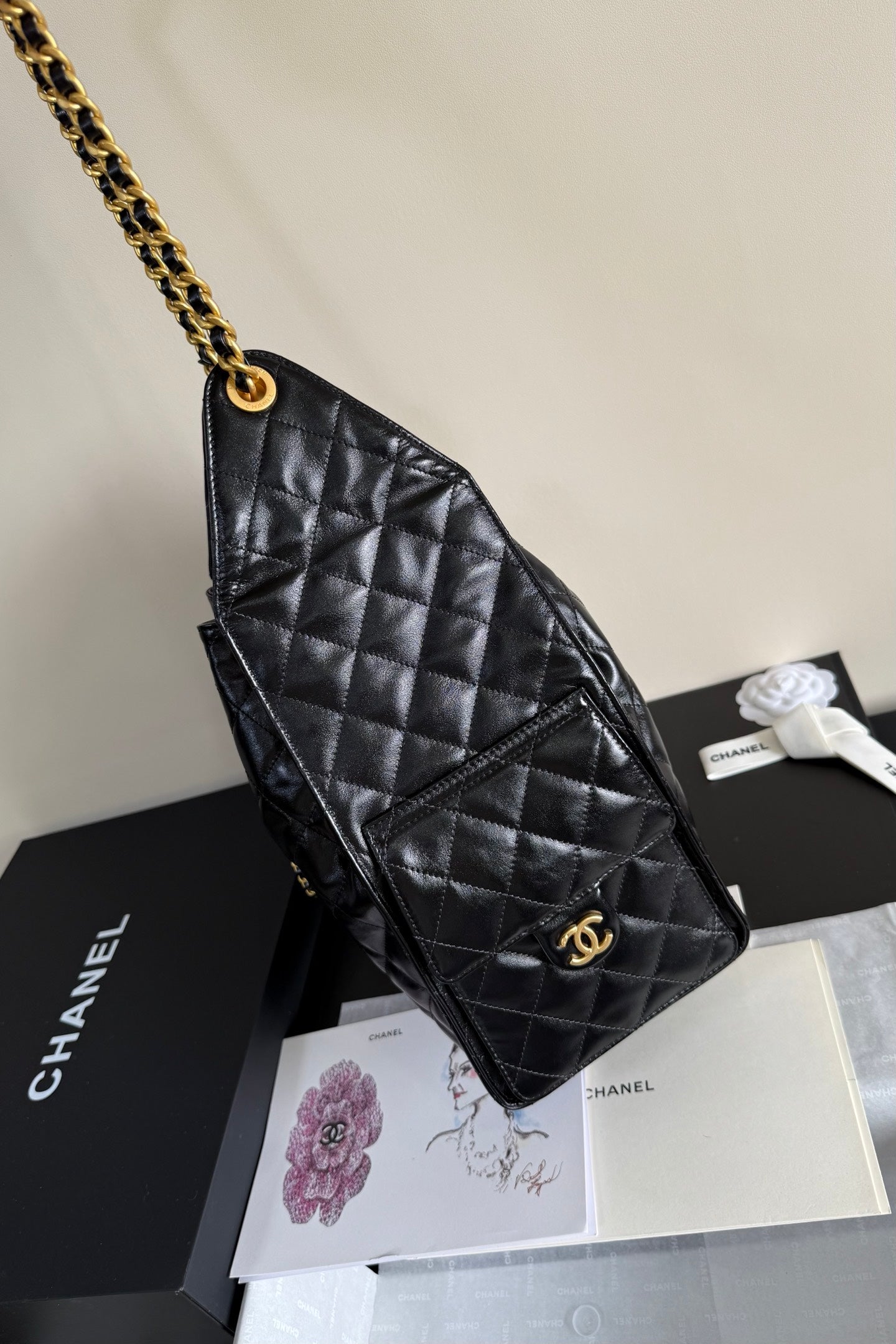 CC 25 Hobo Bag 30cm Black Glossy Leather GHW 282466