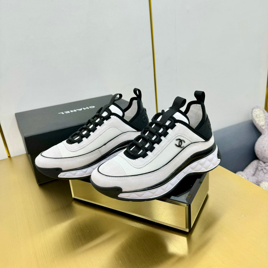 CC 26s Runner Sneakers White Black Fabric Suede 139954