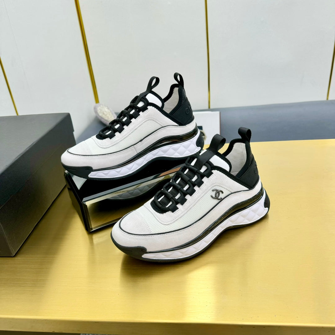 CC 26s Runner Sneakers White Black Fabric Suede 139954
