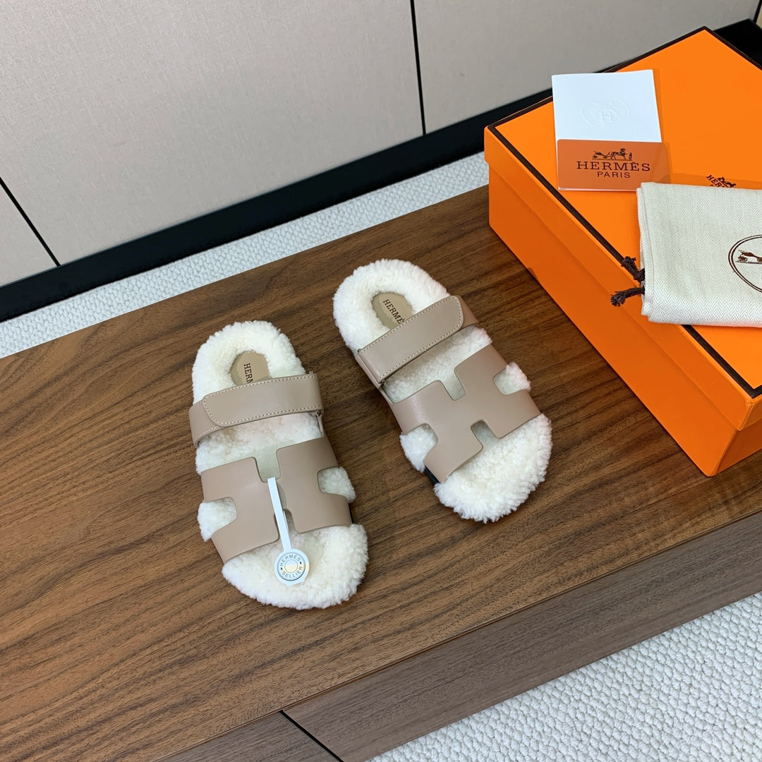 HM Chypre Sandal Light Brown Mix White Wool And Cowhide Lining 984209