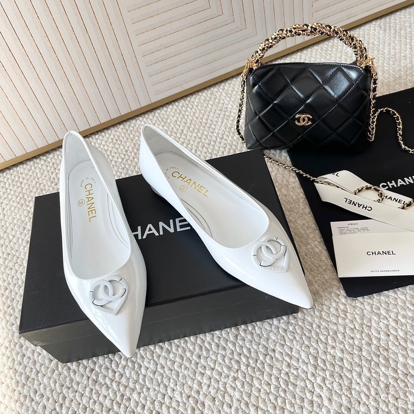 CC 26s Pointed-Toe Flats Pump White Patent Leather 787140