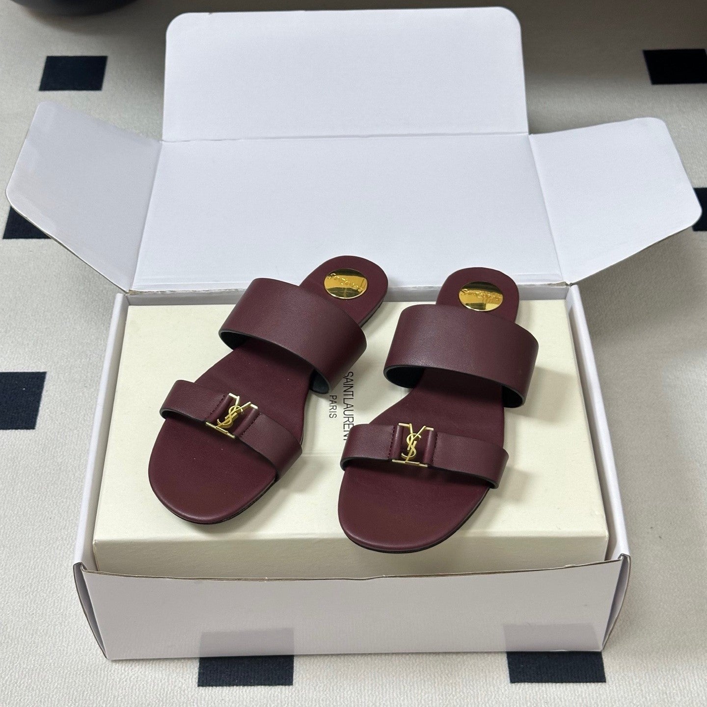 YSL Babylone Slides Burgundy Smooth Leather 787573
