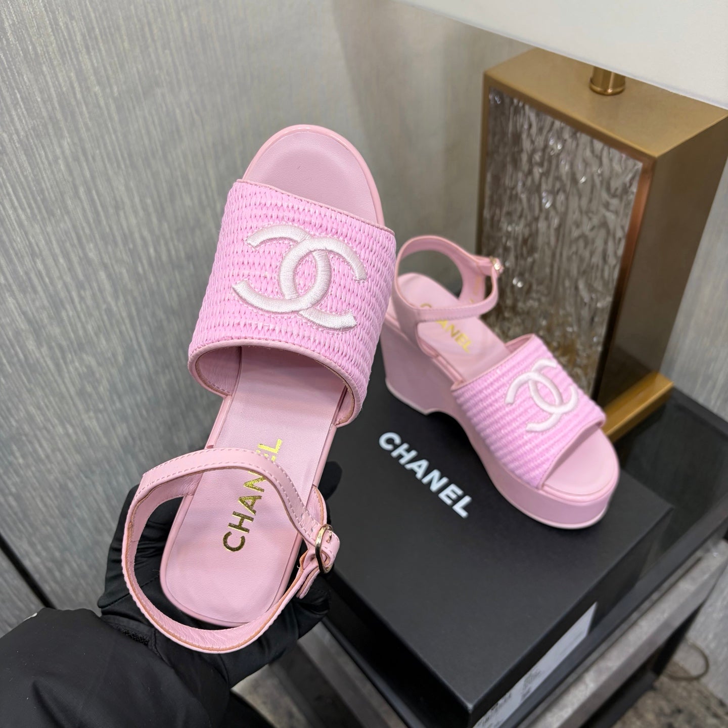 CC 26s Platform Sandal Light Pink Raffia Sheepskin 688696