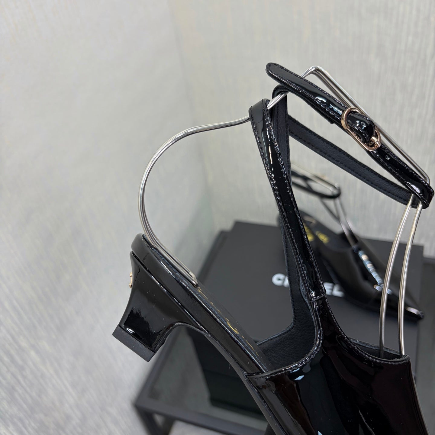 CC 2026 Slingback 4cm Black Patent Leather 688712