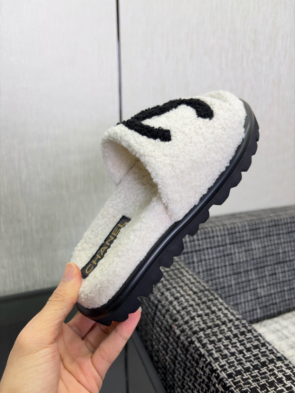 CC 26s Shearling Slide Flat Mules White Black Wool 128102
