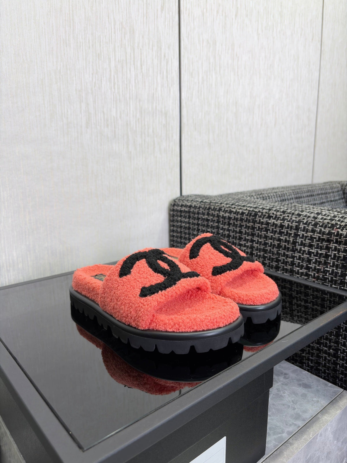 CC 26s Shearling Slide Flat Mules Coral Black Wool 128097