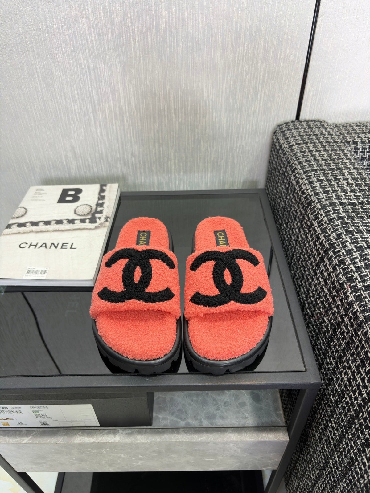 CC 26s Shearling Slide Flat Mules Coral Black Wool 128097