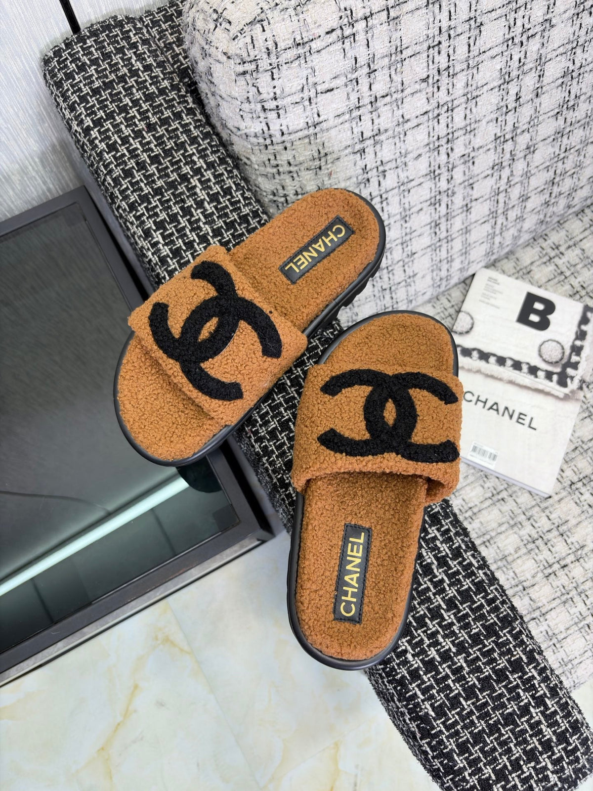 CC 26s Shearling Slide Flat Mules Brown Black Wool 128099