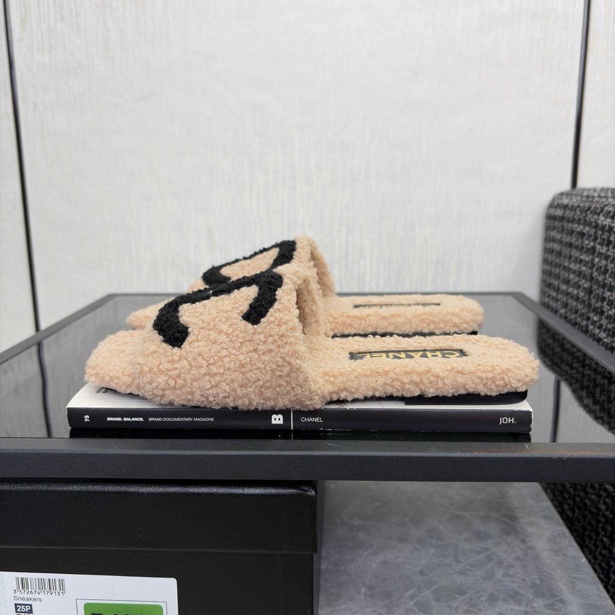 CC 26s Shearling Square Toe Sandals Beige Black Wool 128090