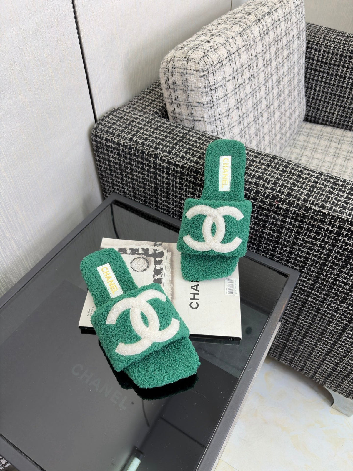 CC 26s Shearling Square Toe Sandals Green White Wool 128091