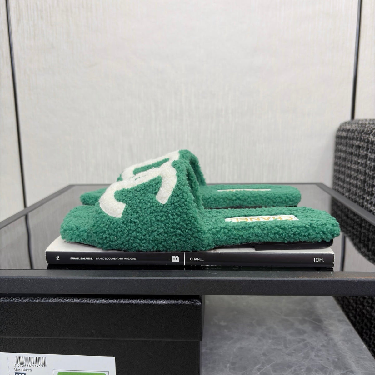 CC 26s Shearling Square Toe Sandals Green White Wool 128091
