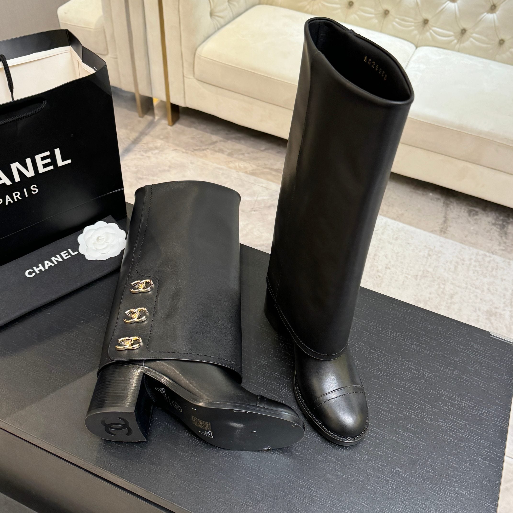 CC 26s Chunky Heel Trouser Boots Black Sheepskin 673036