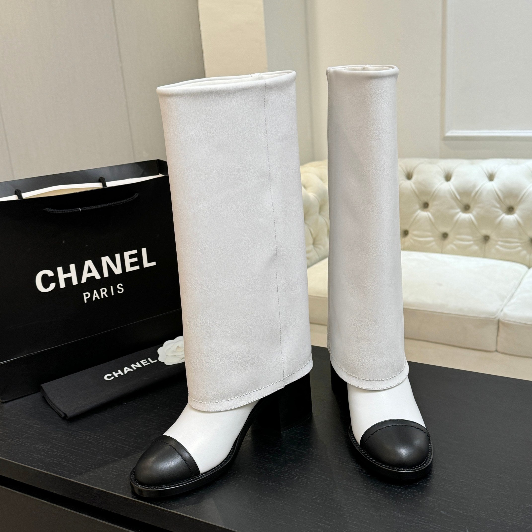 CC 26s Chunky Heel Trouser Boots Black White Sheepskin 673038