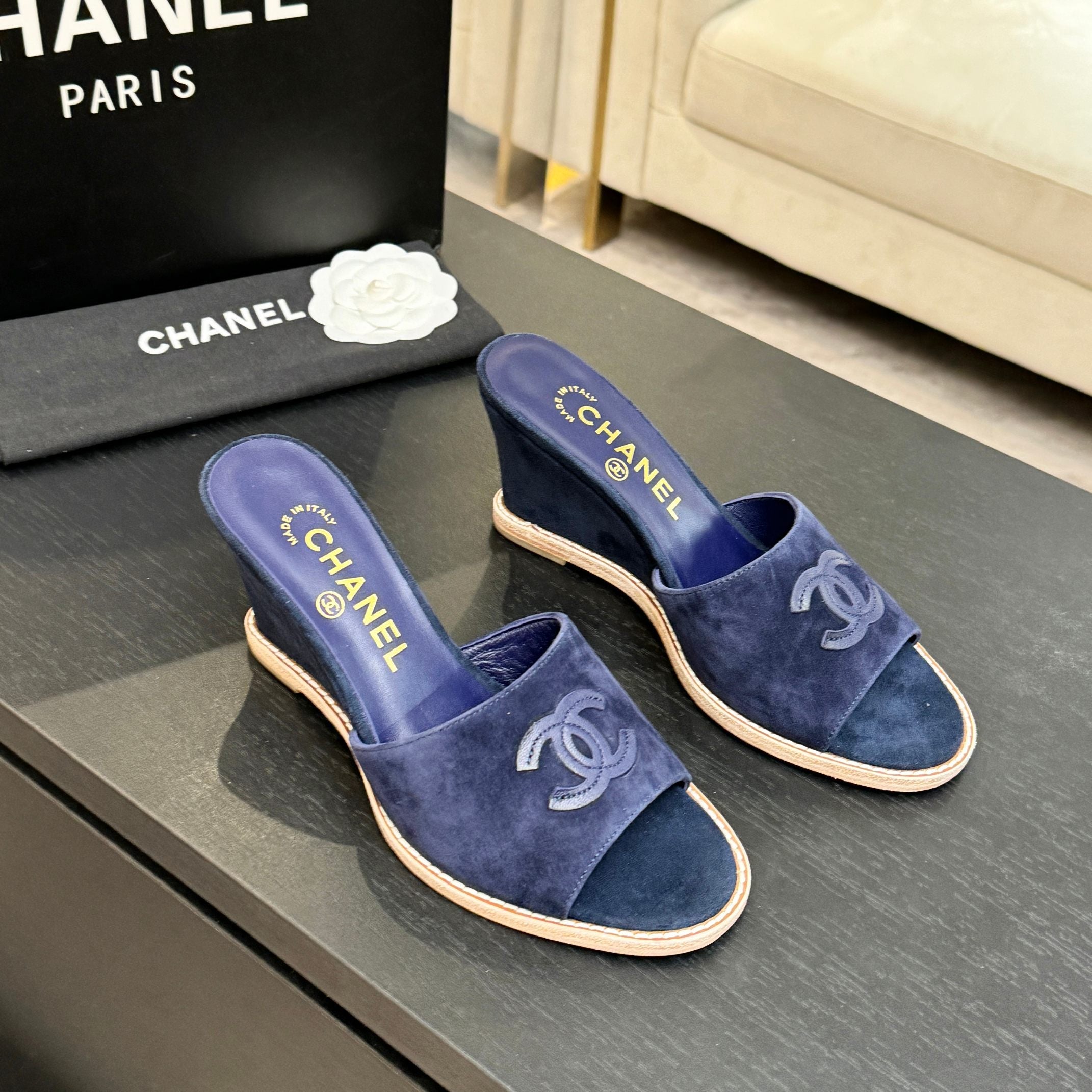 CC 26C Wedge Sandals Dark Blue Suede 672984