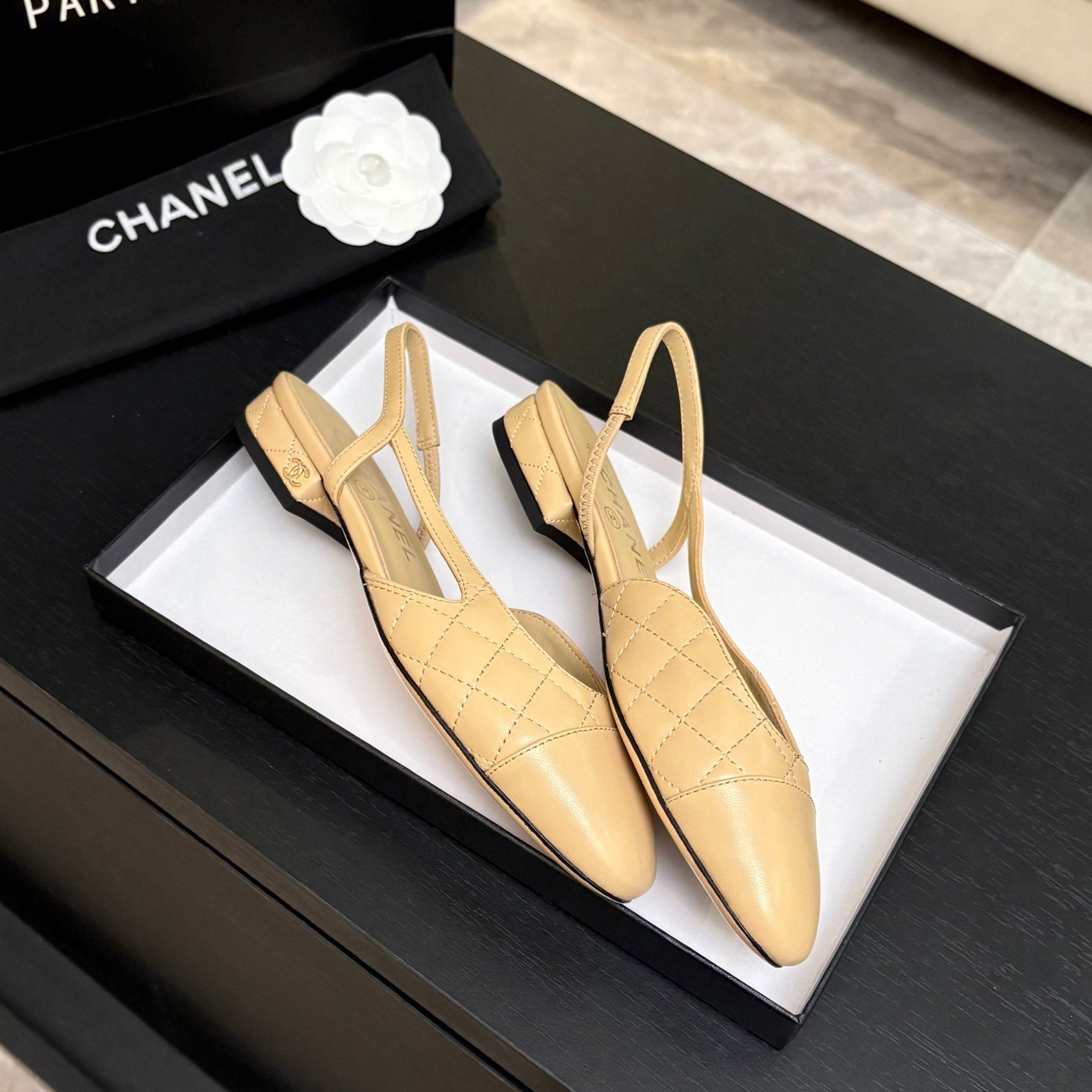CC 26s Block Heel Slingback 1.5cm Beige Quilted Lambskin 957984