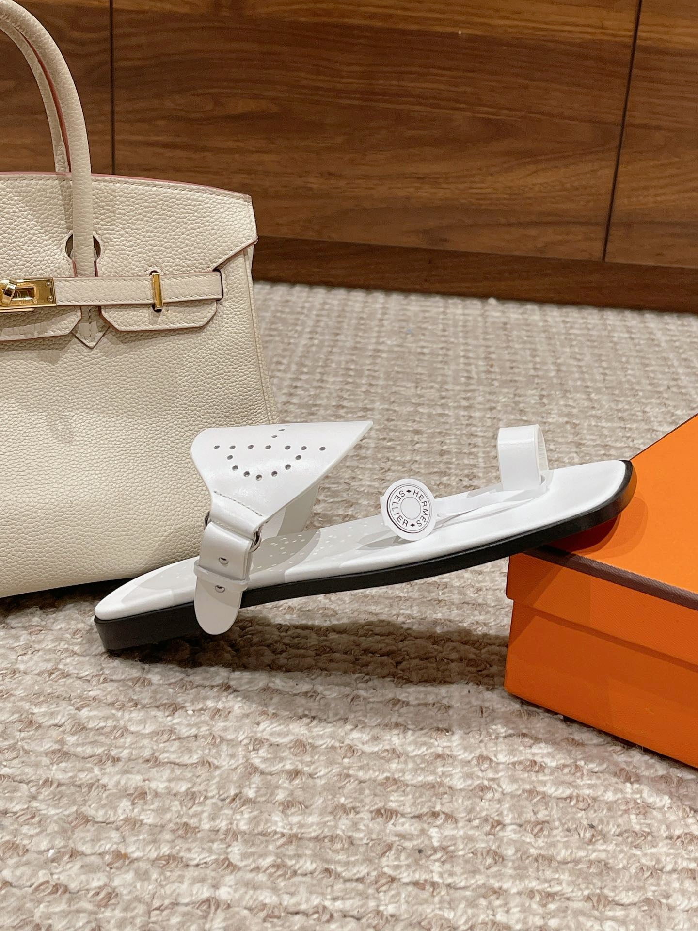 HM Hera Sandal White Cowhide 544539