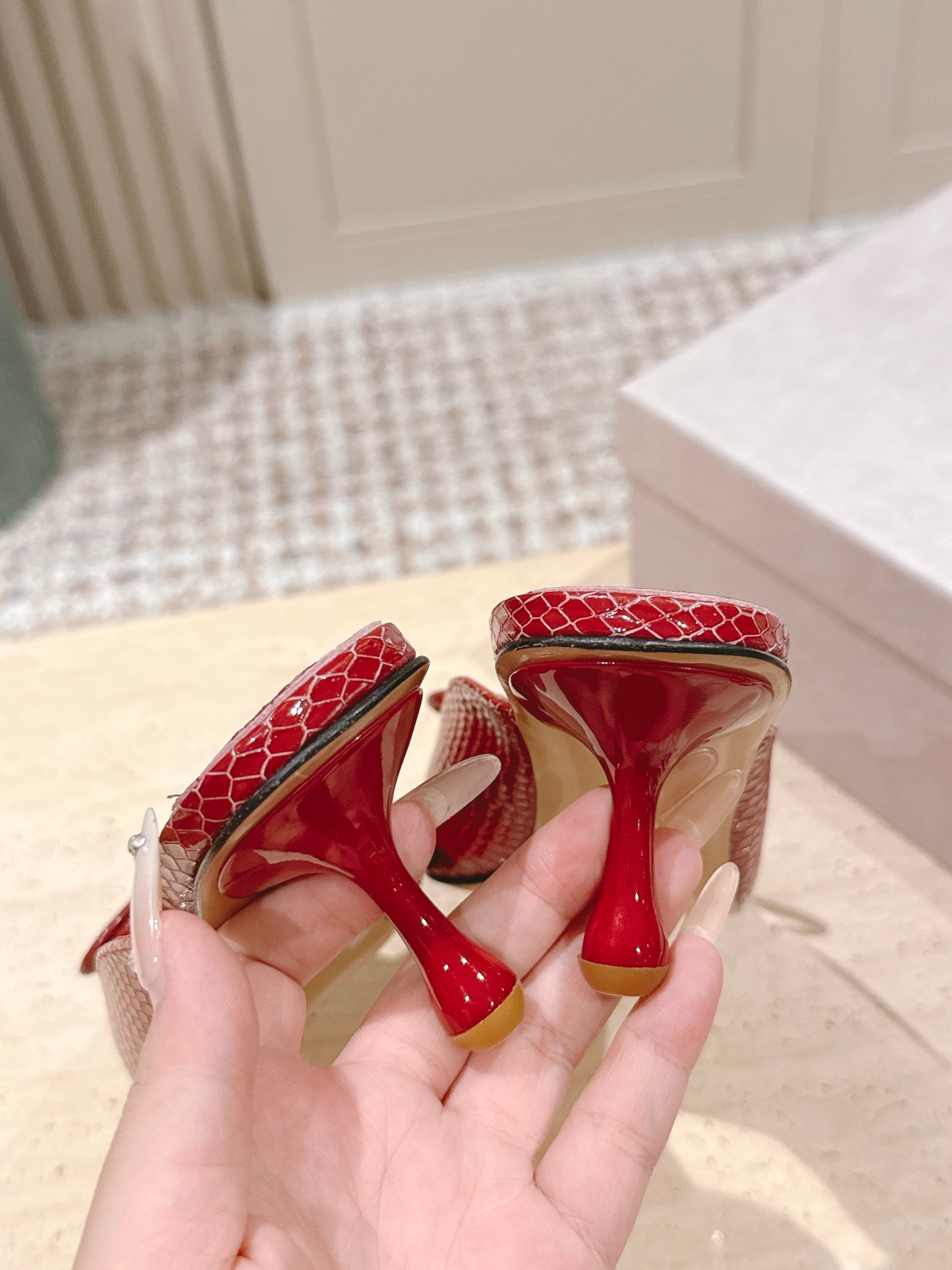 Jimmy Snake Embossed Scarlett Mule 50mm Red Cowhide 431848