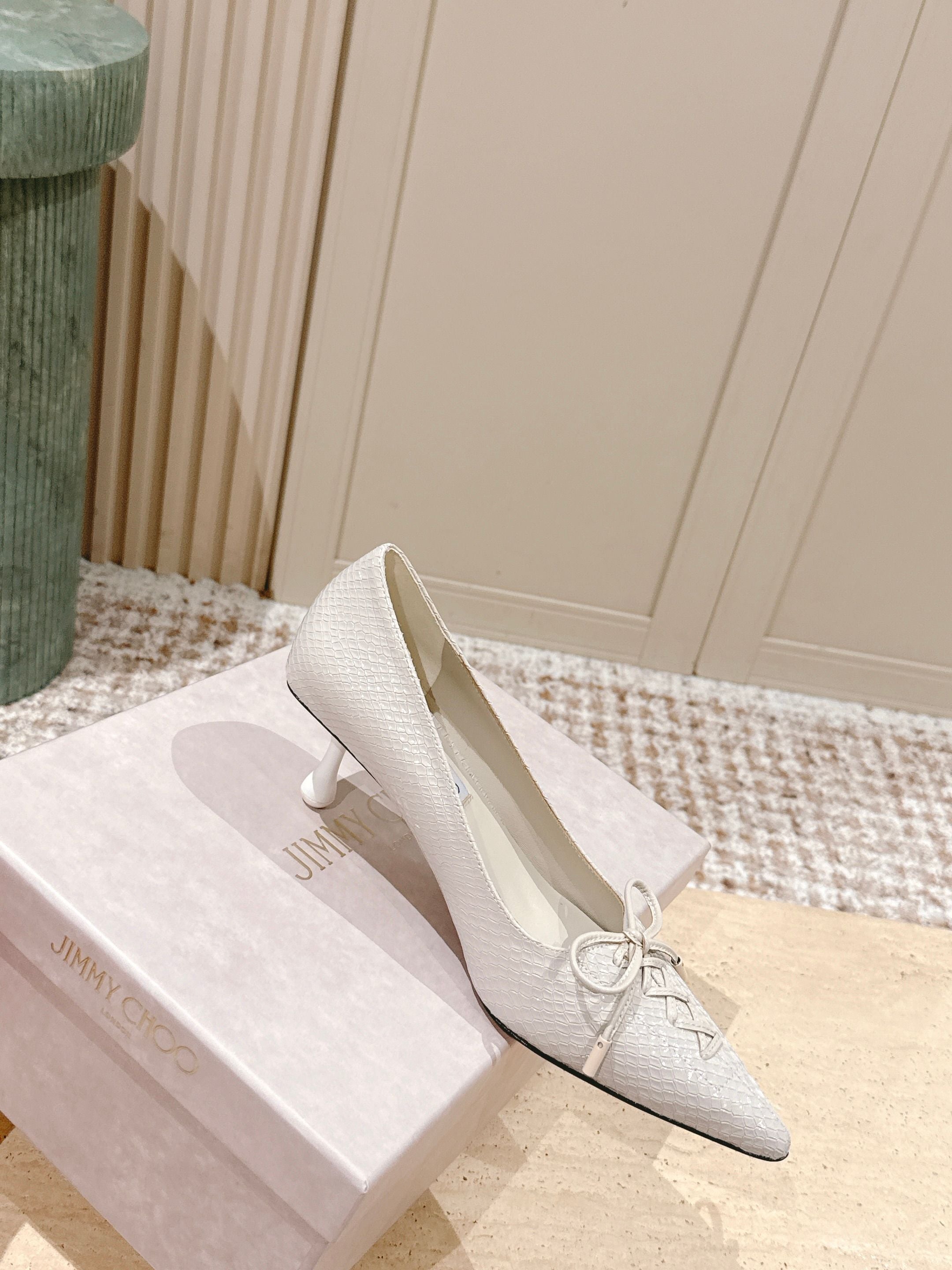 Jimmy Scarlett Snake Embossed Pumps 50mm White Cowhide 431852