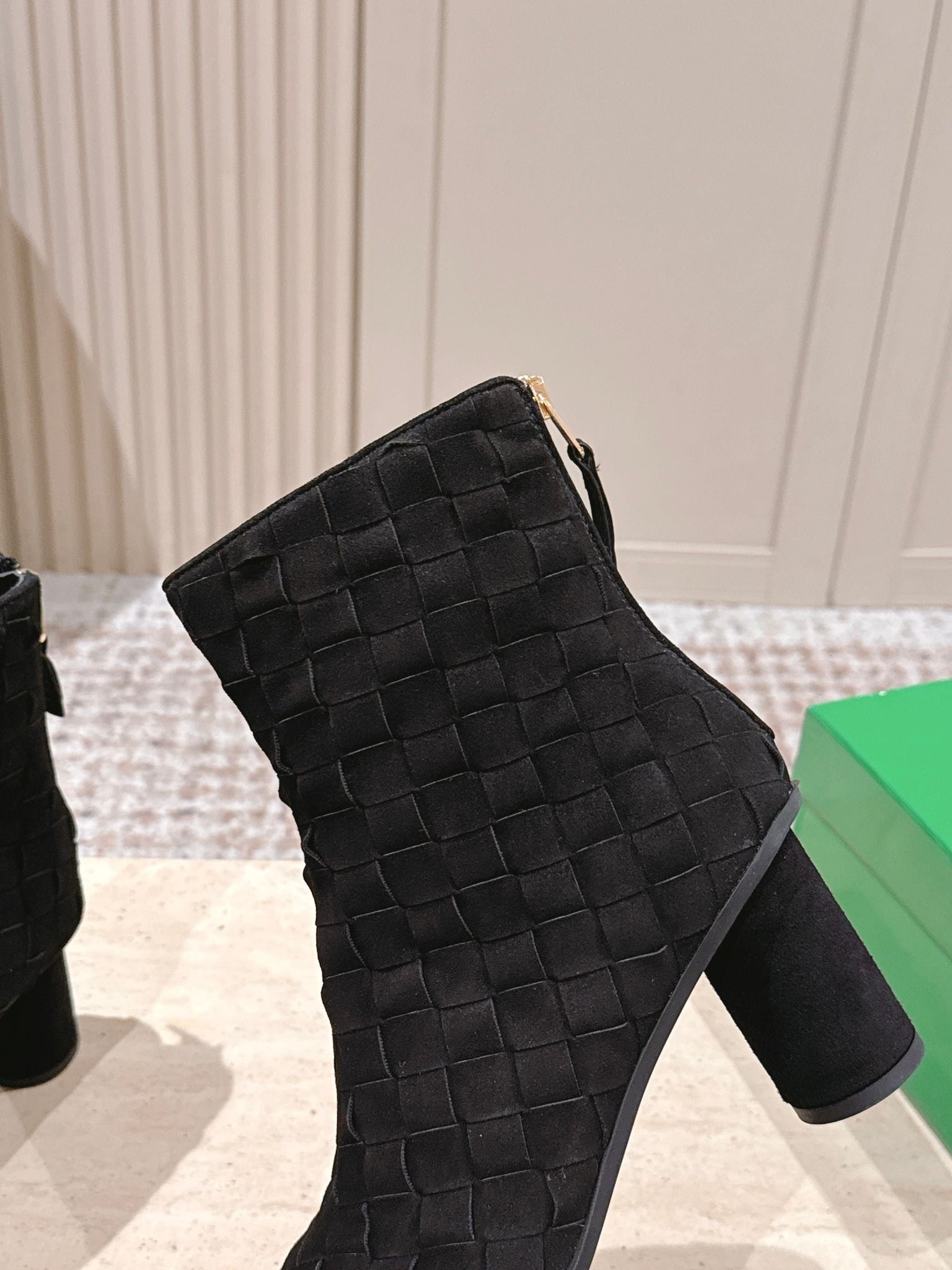 BV 26s Boots 8.5cm Black Intrecciato Suede