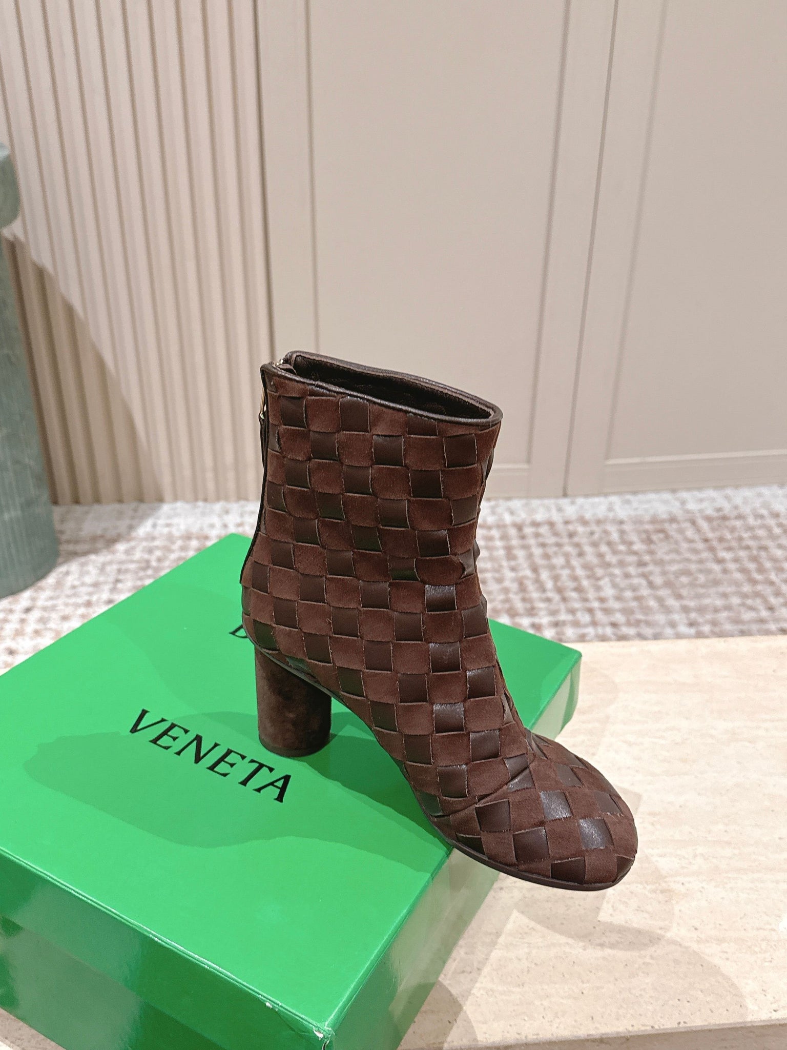 BV 26s Boots 8.5cm Dark Brown Intrecciato Suede Lambskin