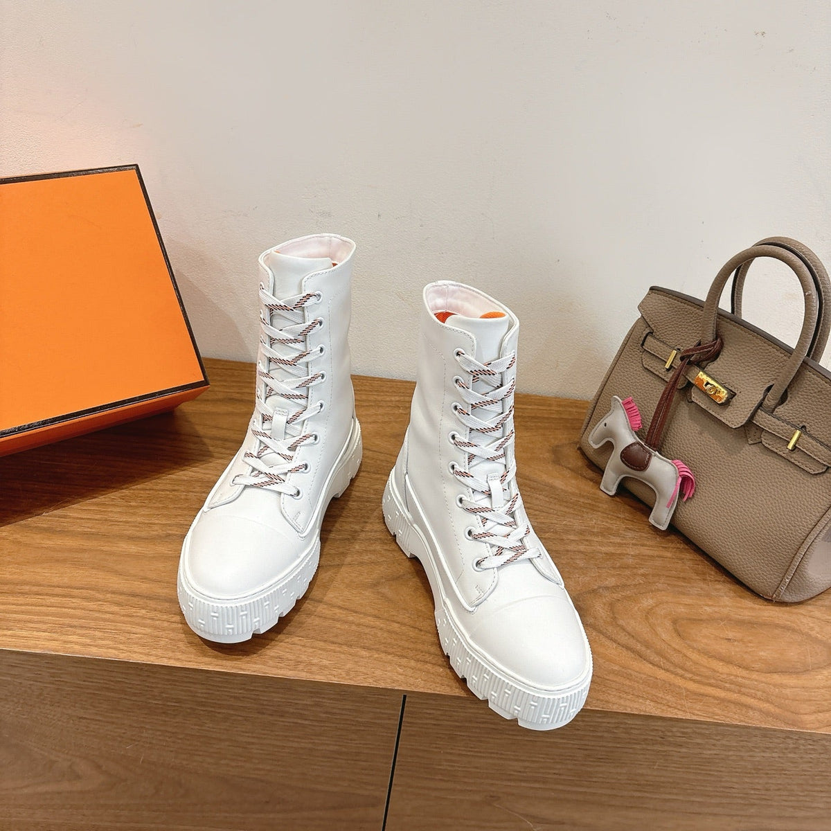 HM 26S Fresh Ankle Boots 4cm White Leather 110603