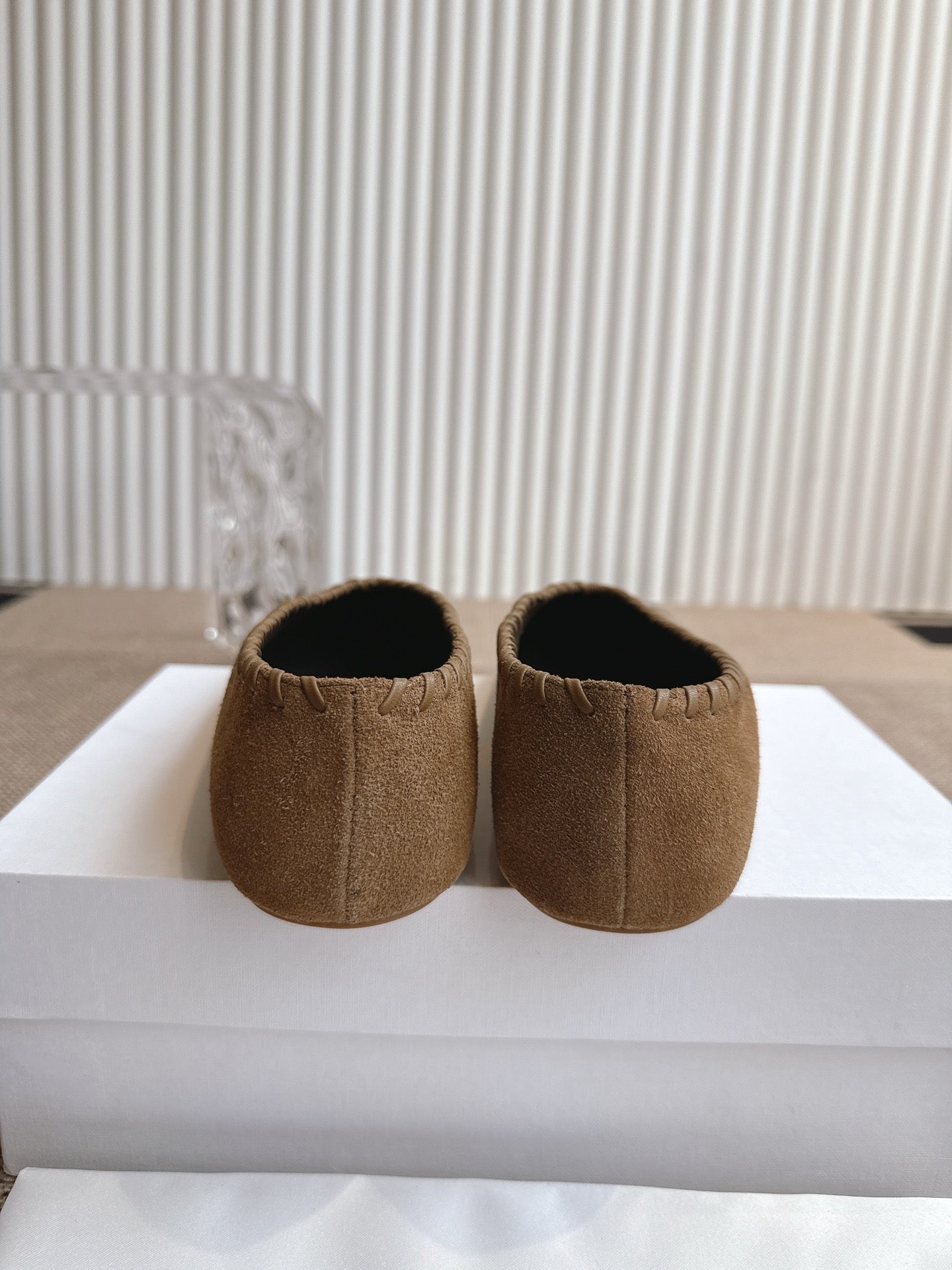 The Row 25ss Ballet Flat Light Brown Nubuck Leather 443302