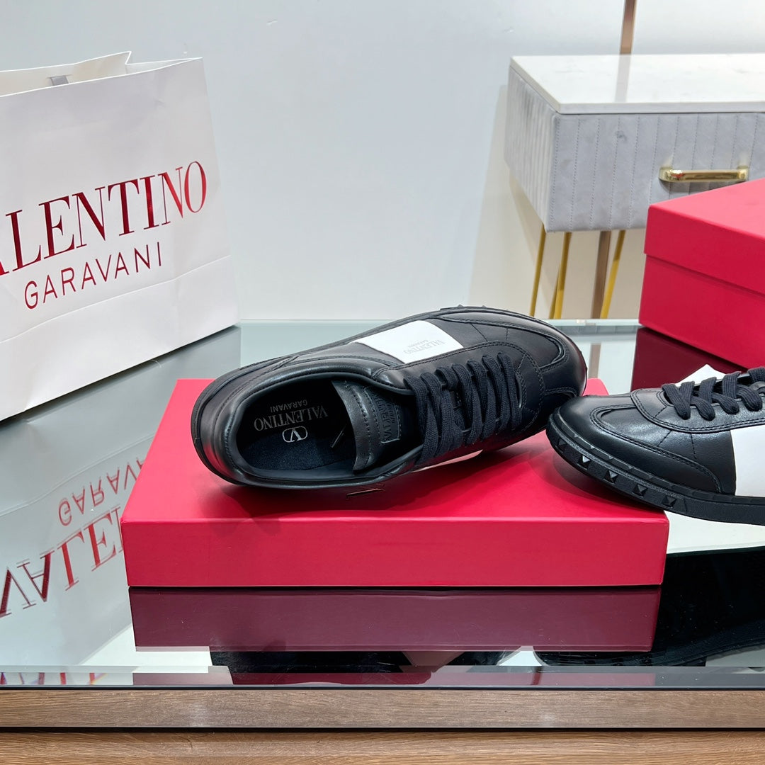 Valentino 25s Upvillage Sneakers In White Mix Black Lambskin