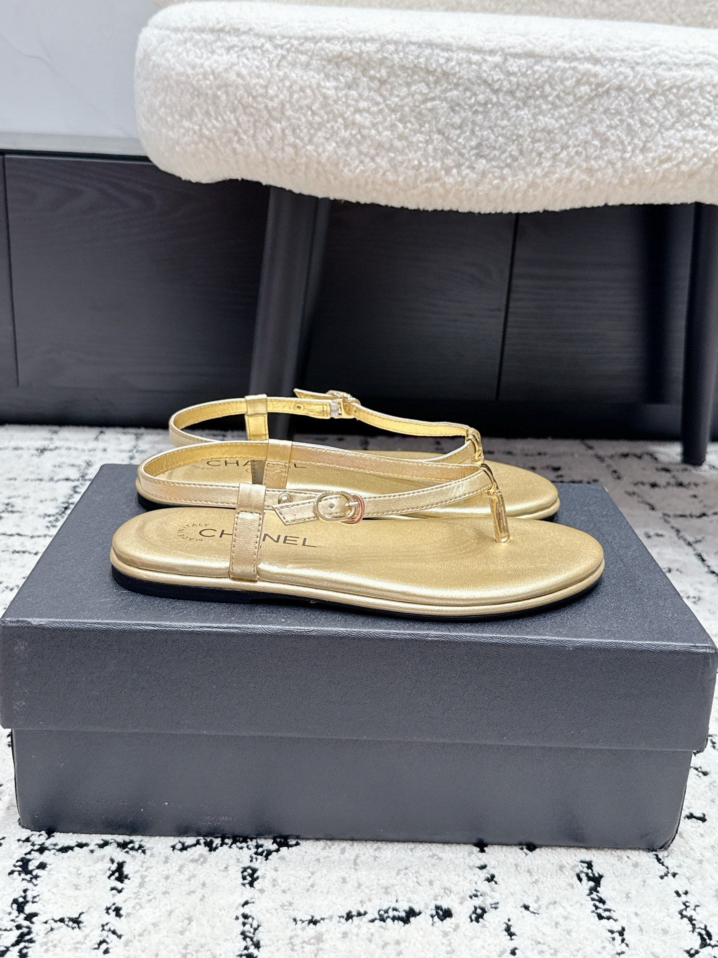 Chanel 26S Thong Sandals In Gold Calfskin With Gold Hardware