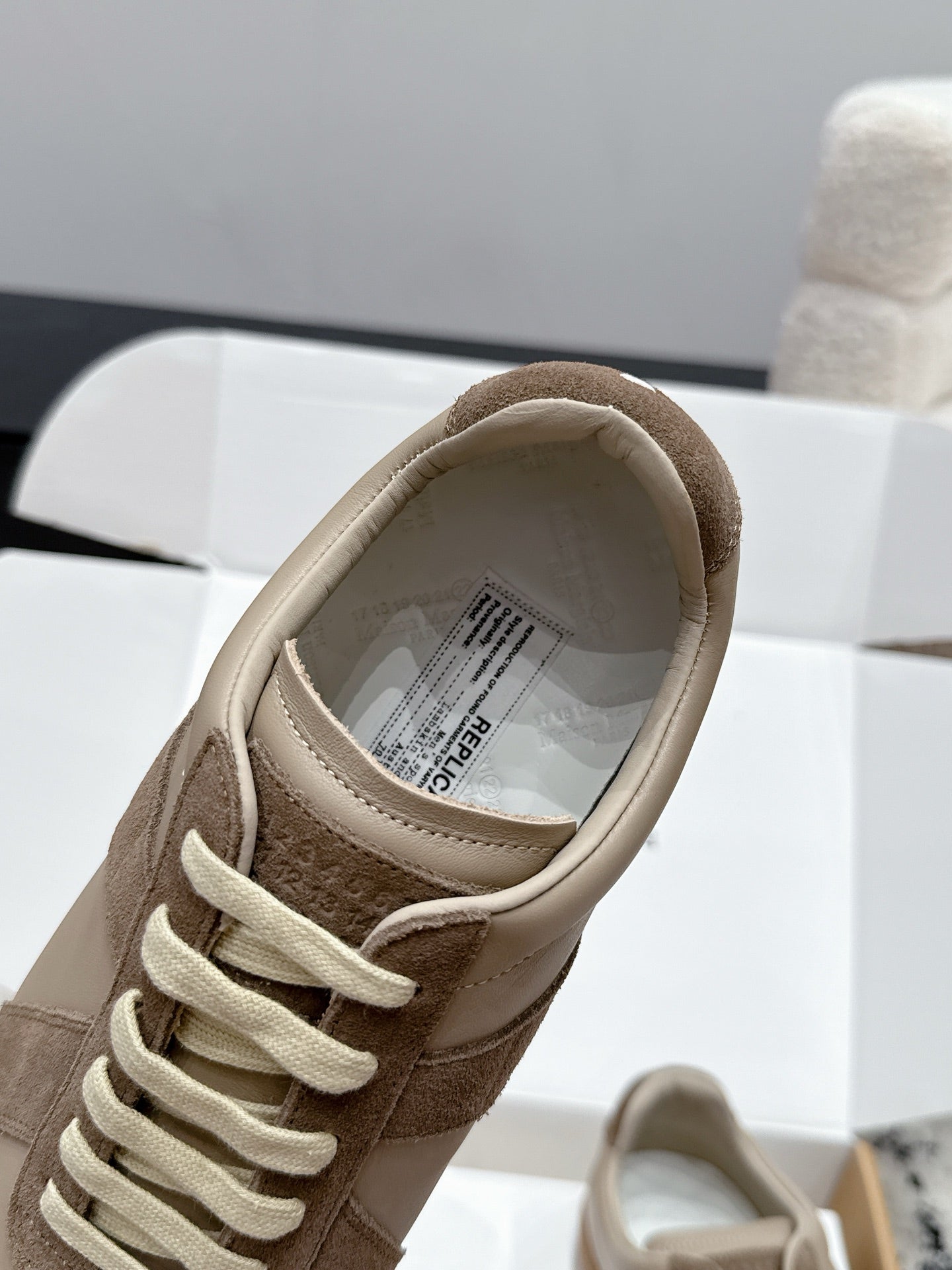 MM6 Replica Casual Sneaker Beige Brown Sheepskin Suede 881193