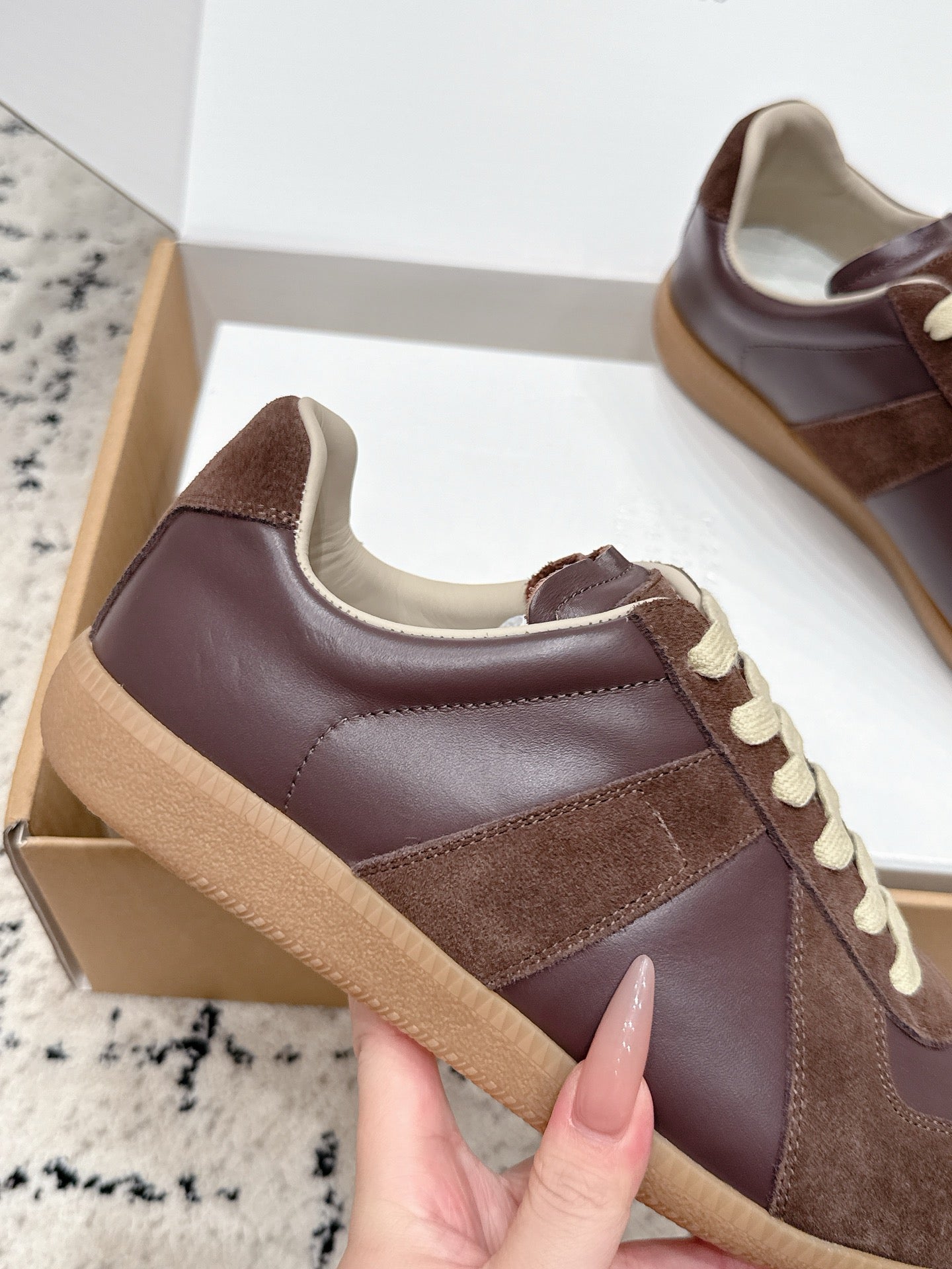 MM6 Replica Casual Sneaker Coffee Sheepskin Suede 881197