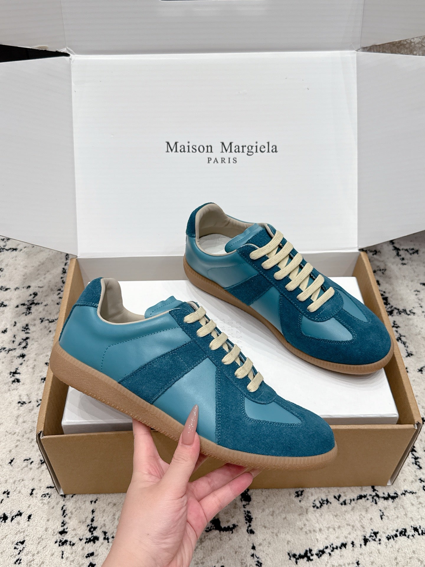 MM6 Replica Casual Sneaker Blue -Green Sheepskin Suede 881201