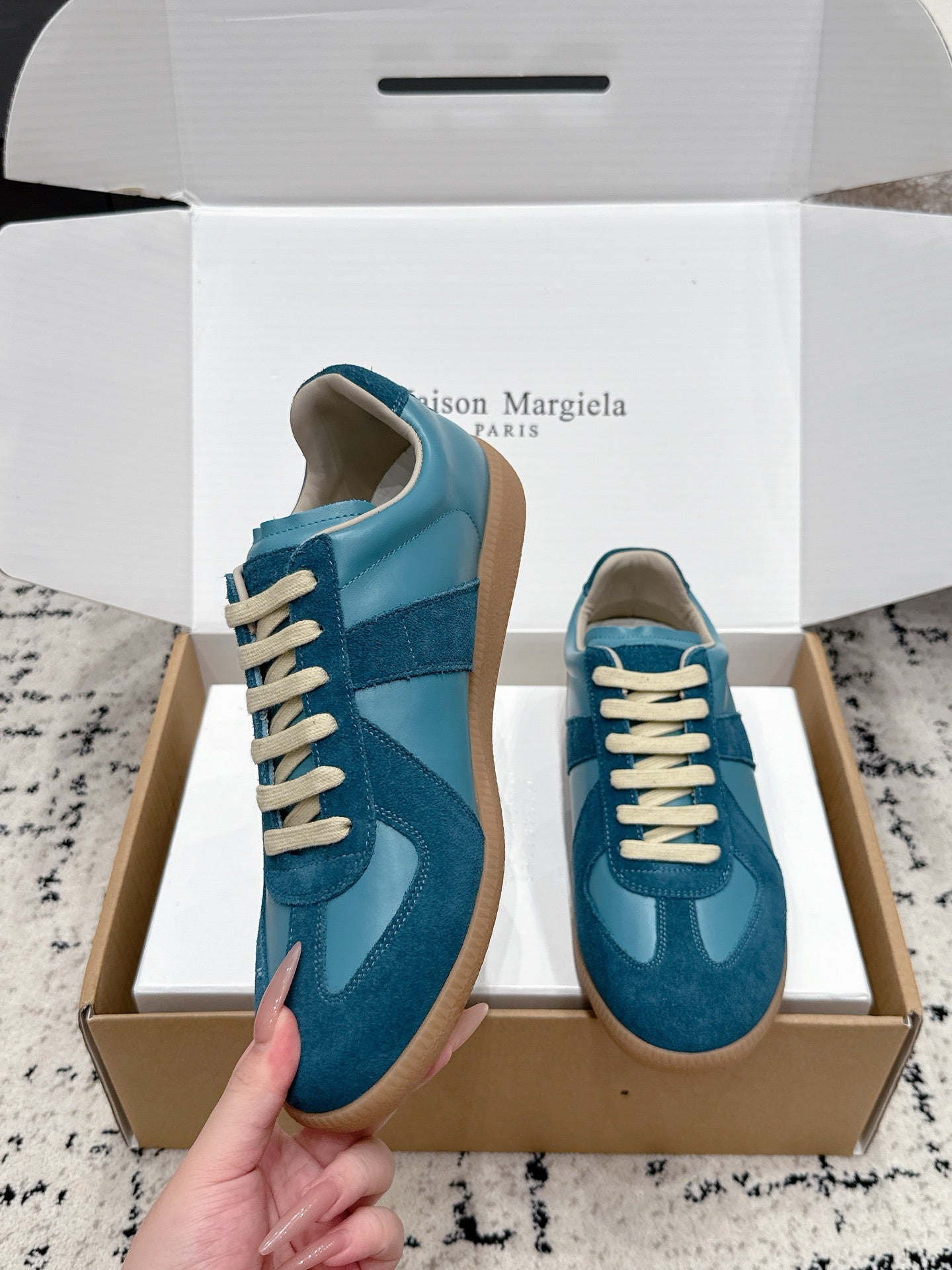 MM6 Replica Casual Sneaker Blue -Green Sheepskin Suede 881201